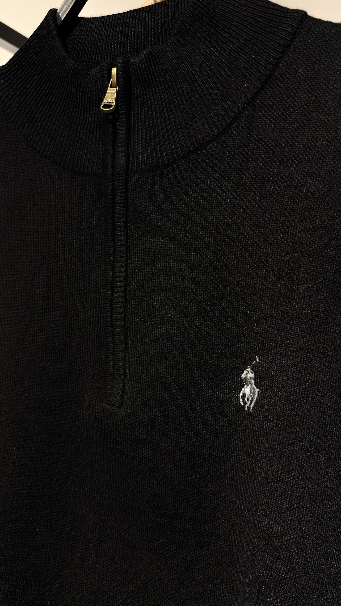 Polo Ralph Lauren
Cotton Quarter-Zip Sweater(Heavy Weight)