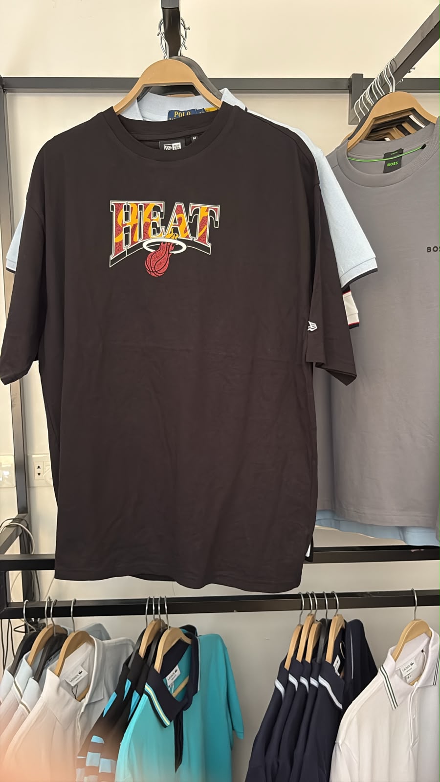 New Era
NEW ERA MIAMI HEAT NBA CHAMPIONSHIP OVERSIZED T-SHIRT 'BLACK'