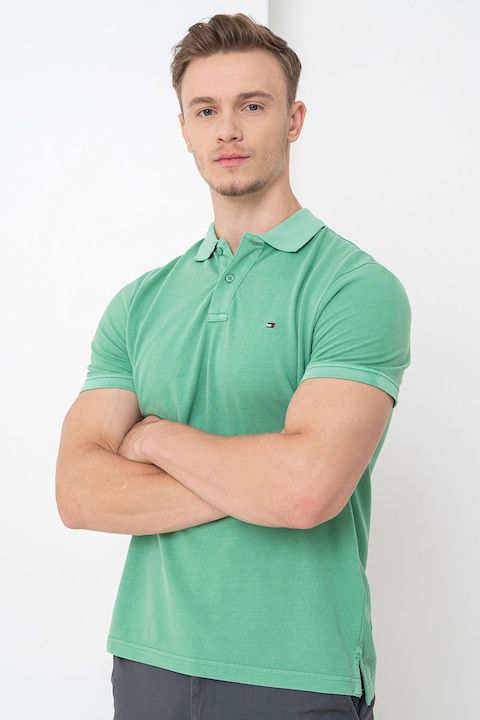 Tommy Hilfiger
Regular Fit Flag Embroidery Polo Shirt