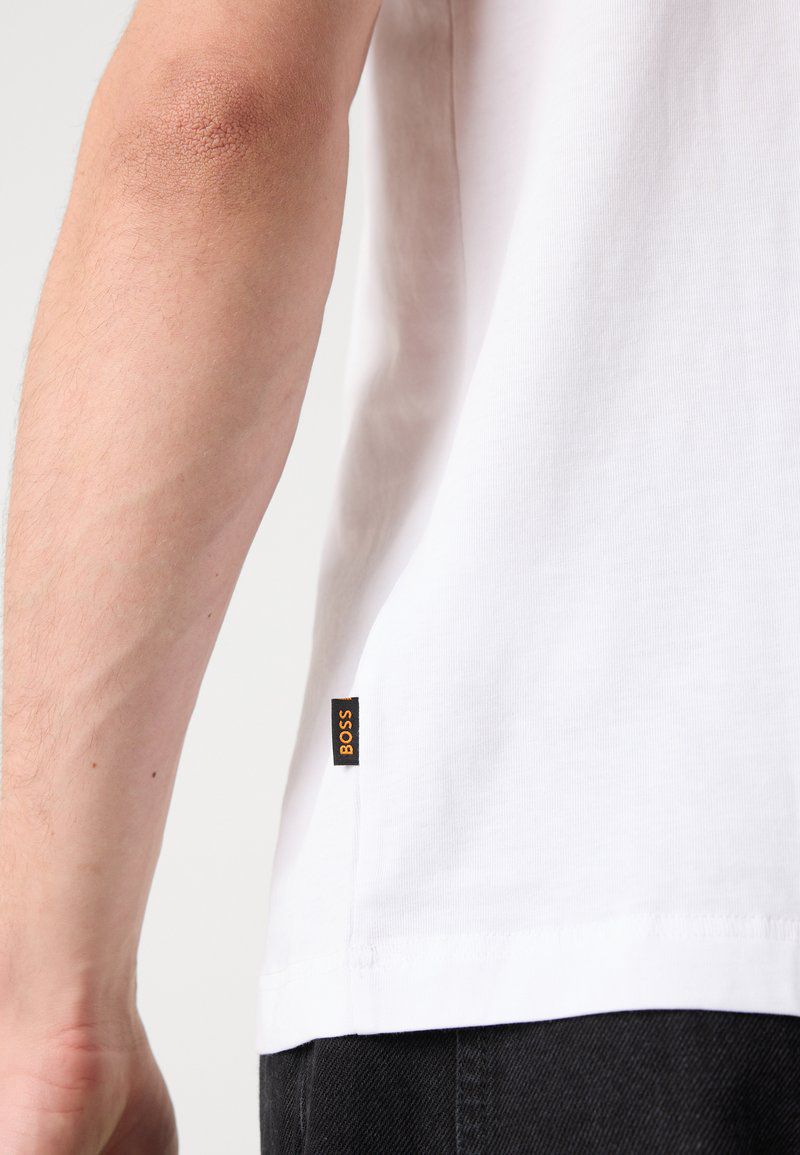 BOSS
CONTAINER - Print T-shirt - white