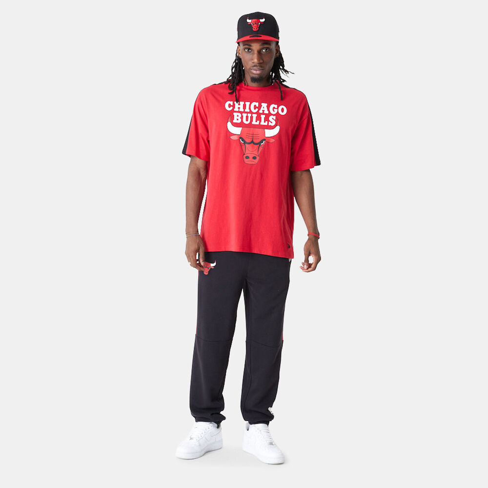 New Era
Short sleeve red Chicago Bulls New Era NBA Mesh Panel OS T-shirt.