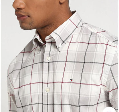 Tommy Hilfiger
Regular Fit Plaid Print All-Day Shirt