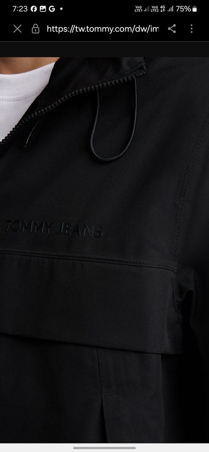 TOMMY JEANS 
WATERPROOF CHICAGO