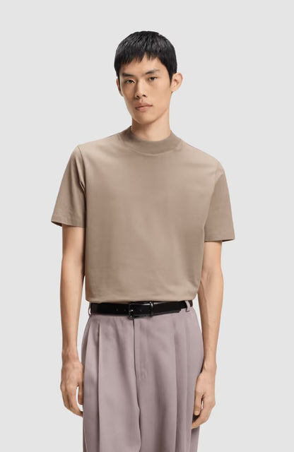 HUGO
Slim-fit T-shirt in stretch cotton with stand collar