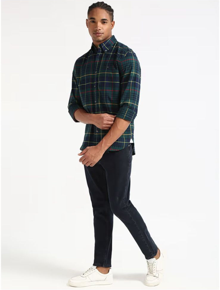 Tommy Hilfiger Men Green Color Checks Shirt