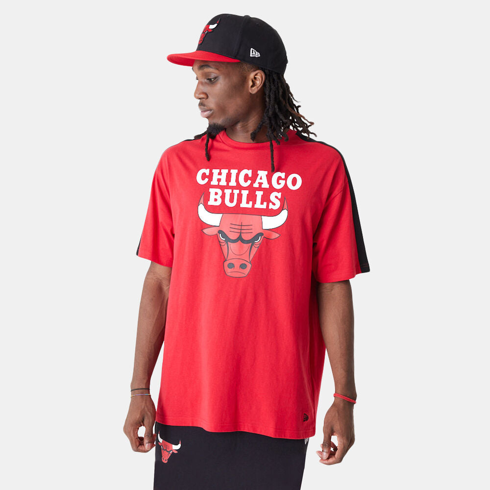 New Era
Short sleeve red Chicago Bulls New Era NBA Mesh Panel OS T-shirt.