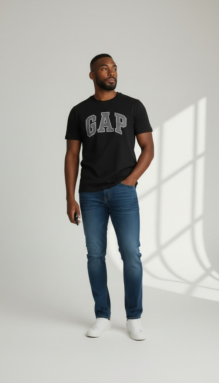 GAP
Everyday Soft Gap Leather Logo T-Shirt