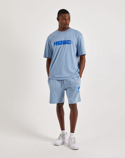HUGO
All-gender T-shirt with blurred logo