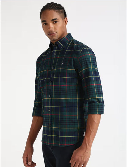 Tommy Hilfiger Men Green Color Checks Shirt